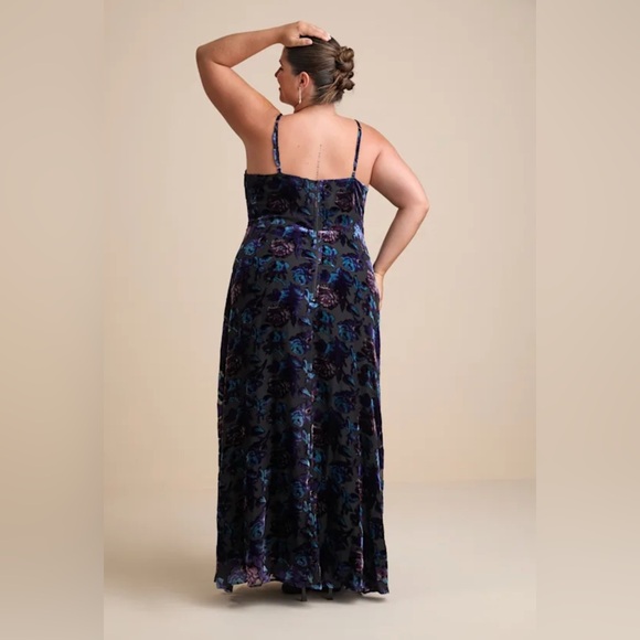 Black, Blue, Violet Velvet Burn Out Maxi Dress 2XL - Picture 8 of 10